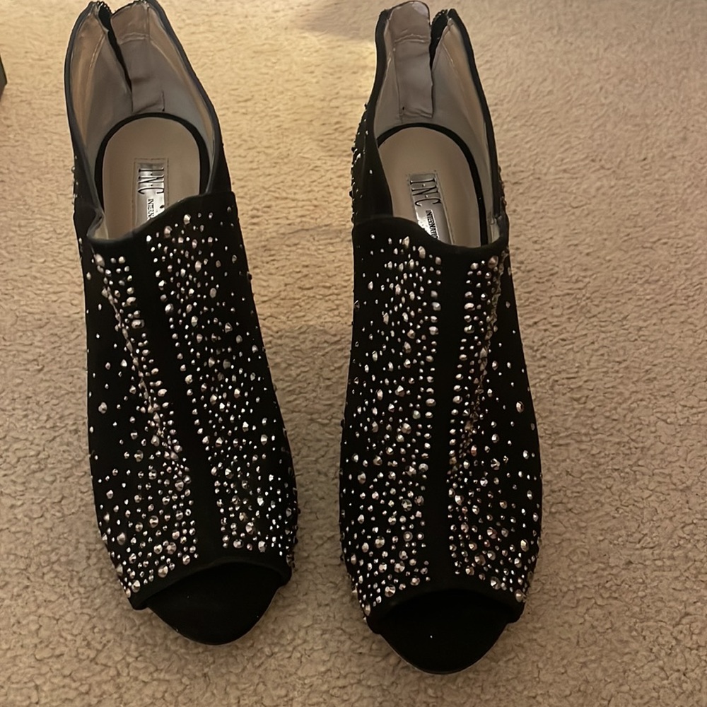 INC black bling heels